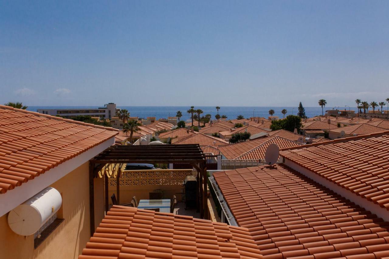 Bungalow Claire Callao Salvaje Exterior photo